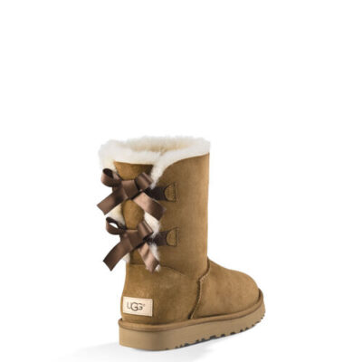 UGG Bailey Bow II Laarzen voor Dames in Chestnut, maat 36 | Shearling