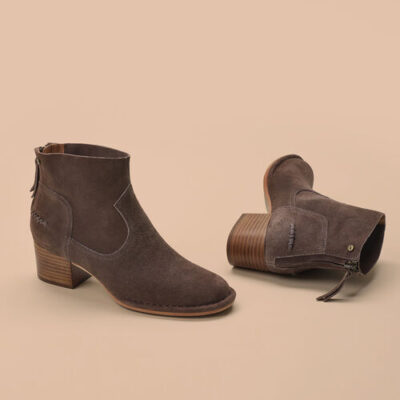 UGG Bandara Ankle Laarzen voor Dames in Mysterious, maat 41 | Suede