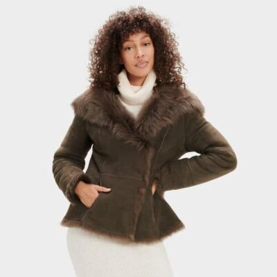UGG Karlene Toscana Jas voor Dames in Olive, maat XS | Shearling