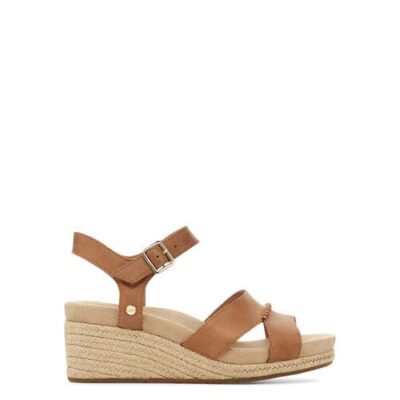 UGG Berryessa Sandalen voor Dames in Almond, maat 40.5