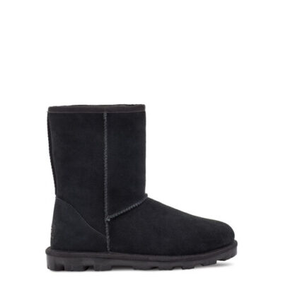 UGG Essential Short-laars voor Dames in Black, maat 36