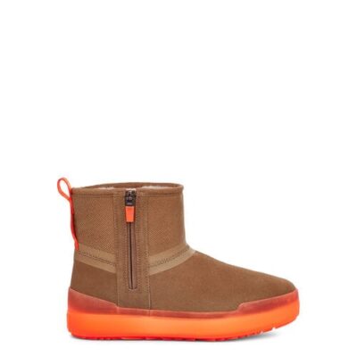 UGG Classic Tech Mini Laarzen voor Dames in Chestnut, maat 37 | Suede
