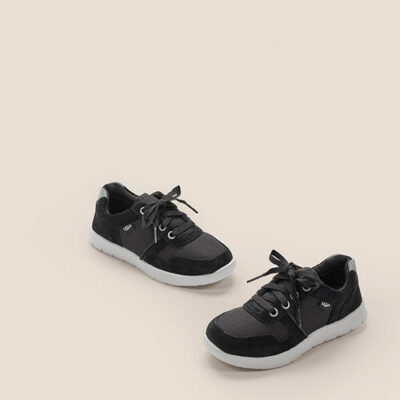 UGG Tygo Sneaker voor Kinderen in Black, maat 33.5 | Suede