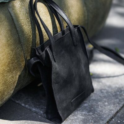 Shabbies Kleine shopper gewaxt geschuurd leer zwart